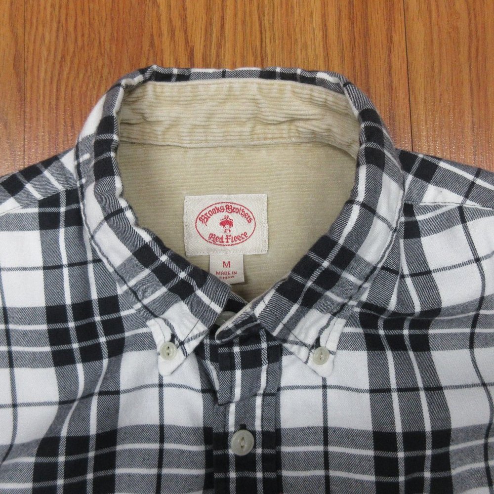 BROOKS BROTHERS FLANNEL REGULAR FIT RED FLEECE 100% COTTON SHIRT Sz MEDIUM, M - Picture 2 of 4